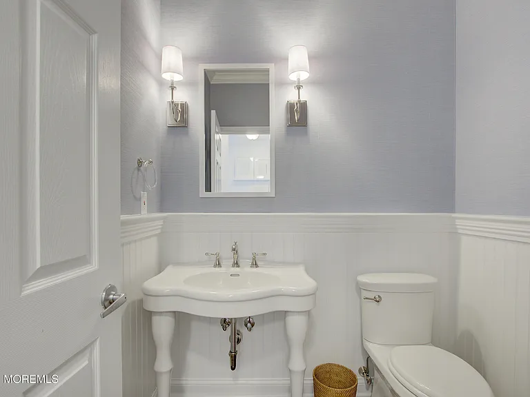 29 Pavilion Ave #29 — Photo 16