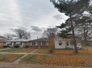 15221 6th Ave, Phoenix, IL 60426