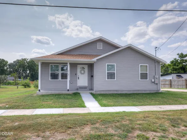 312 S McKinley Ave, Joplin, MO 64801