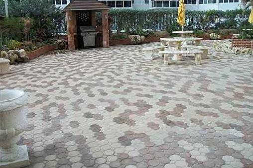 3rd image of 3750 Galt Ocean Dr APT 402