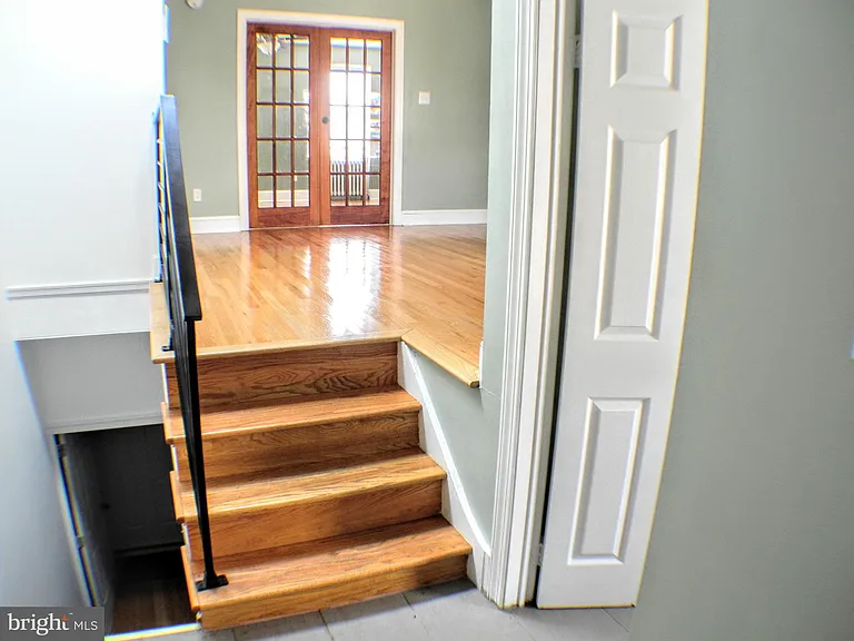 739 N 17th St #3 — Photo 5