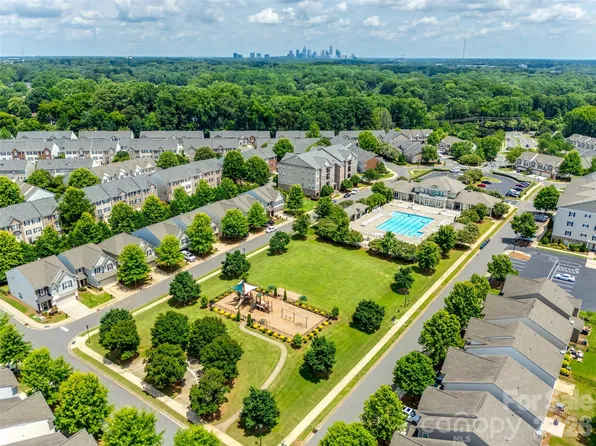 1914 Colony Line Ct, Charlotte, NC 28210