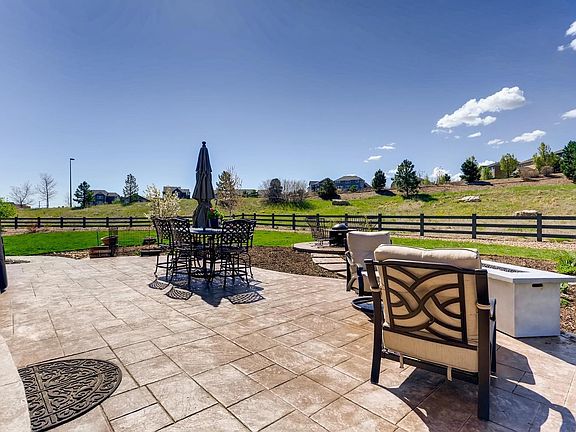 Beautiful Private yard over half an acre!
