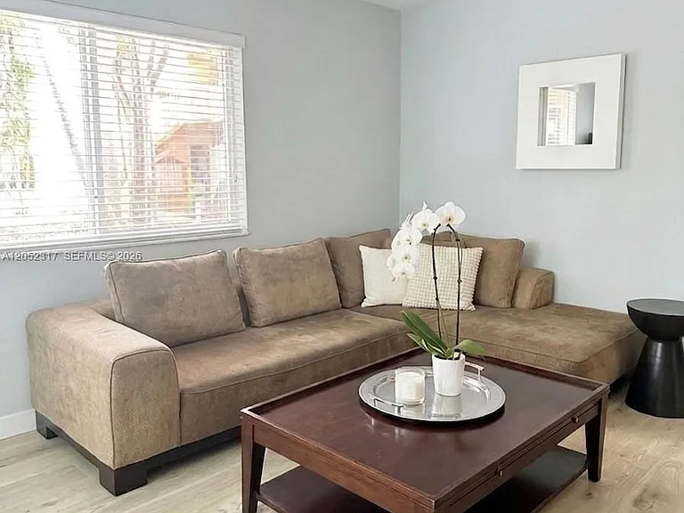 6330 SW 79th St #7 — Photo 6