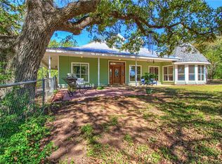 3438 W Fm 696, Lexington, TX 78947