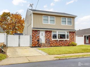 35 Furman Ave, Sayreville, NJ