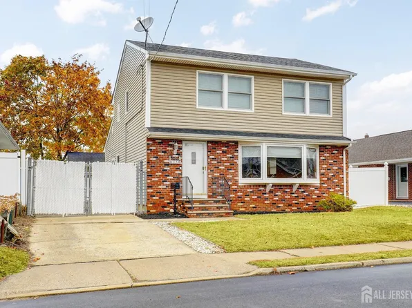 35 Furman Ave, Sayreville, NJ 08872