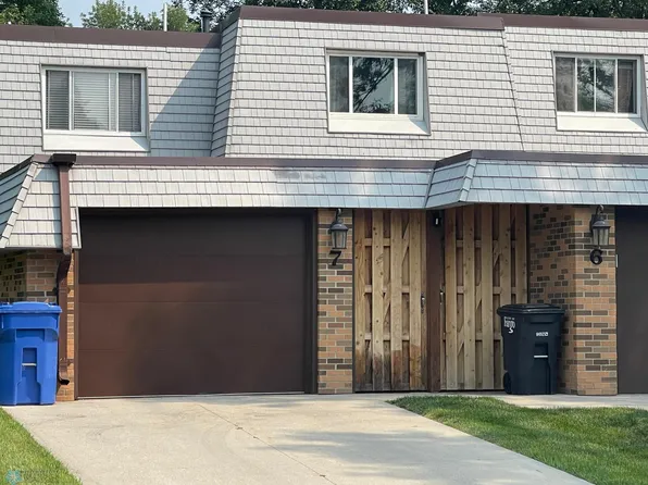 3002 10th St N #A-6, Fargo, ND 58102