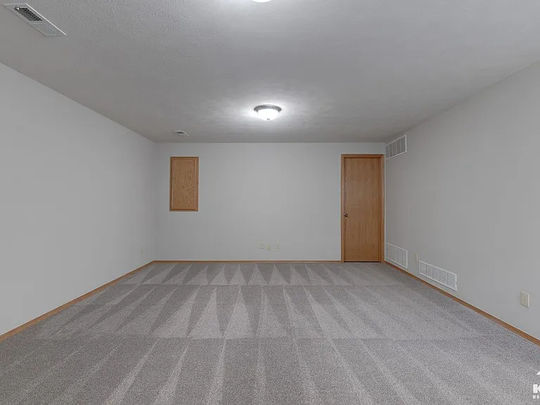 511 N Bristol Ct #A — Photo 24