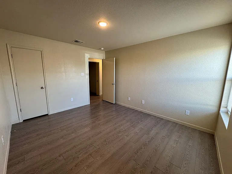 5804 Rustler Dr — Photo 13