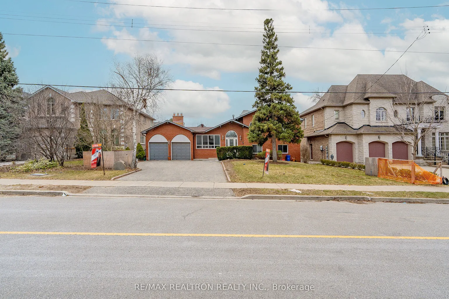 209 Crestwood Rd photo 1