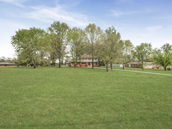 460 W Campbell Rd, Goodlettsville, TN 37072