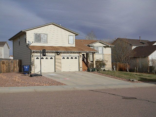 1st image of 7145 Cliffrose Dr