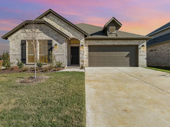 2601 Donella Dr, Denton, TX 76207