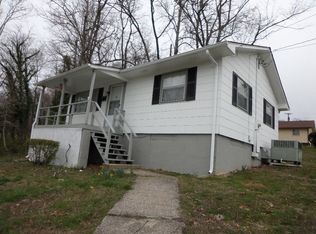 102 Utah Ave, Oak Ridge, TN 37830