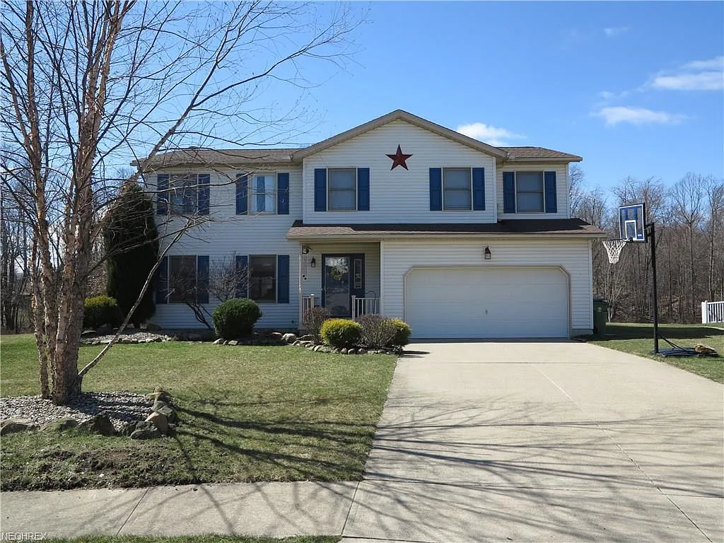 596 Breiton Cir photo 1