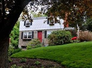 95 Seneca Dr, Pittsburgh, PA