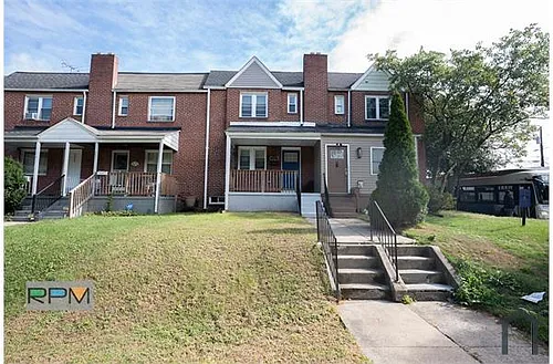 3969 Brooklyn Ave Photo 1