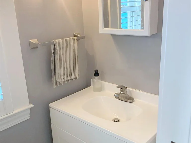 315 Windsor St — Photo 22
