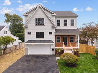 48 Dwight St, Fairfield, CT 06824