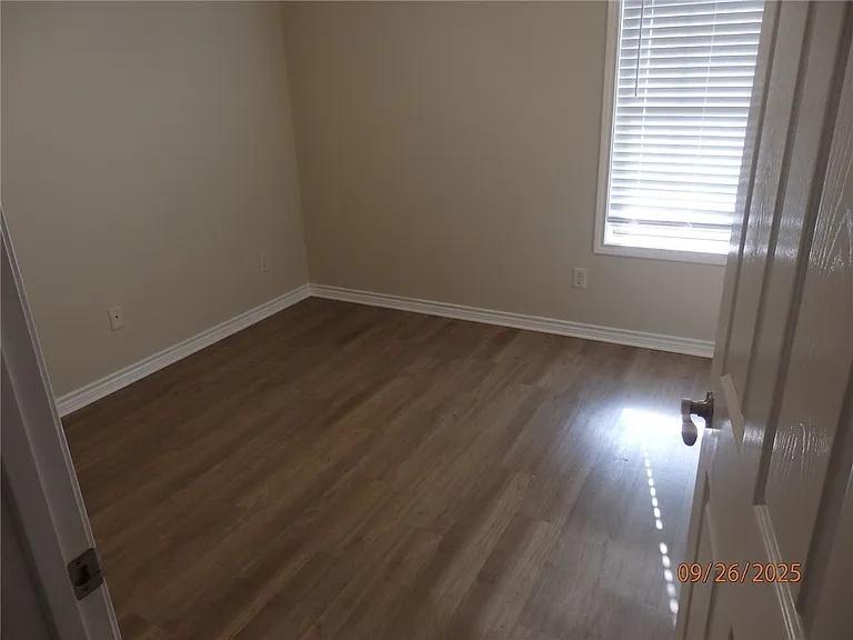 3717 Dove Crossing Ln — Photo 16