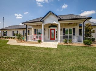 1101 Shankle Rd, Ennis, TX 75119
