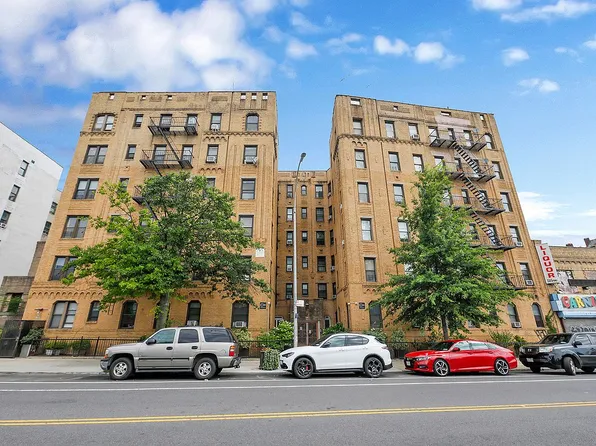897 Empire Blvd #A6, Brooklyn, NY 11213
