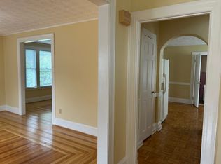 18 Clearview Ave, West Hartford, CT 06119