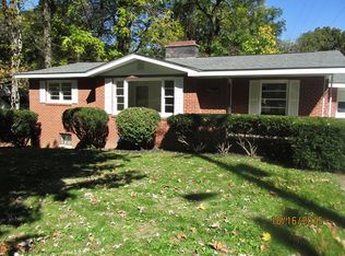 11 Anderson St, Jenkins, KY 41537