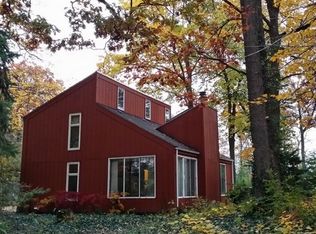 2S911 Thorncrest Rd, Batavia, IL 60510