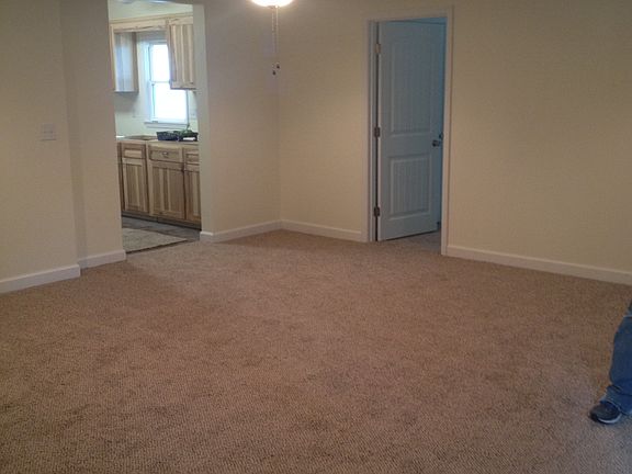 2nd image of 113 Glenda Dr