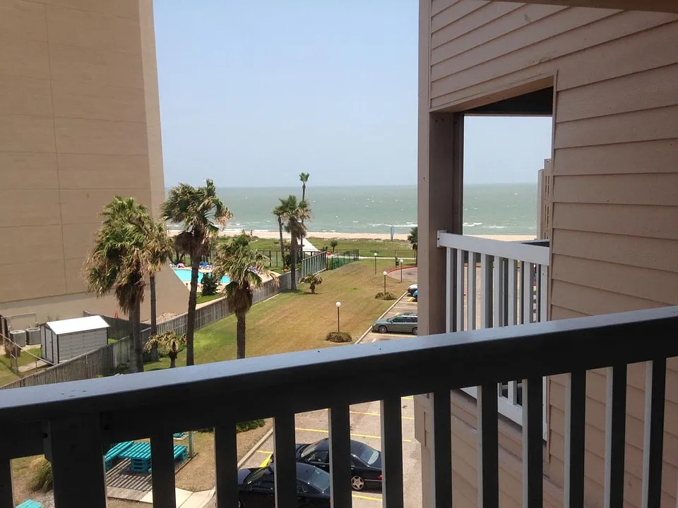 3938 Surfside Blvd #3335