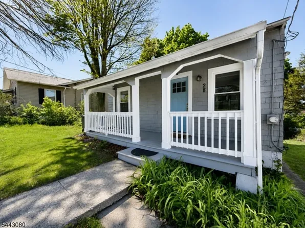 28 Mabie St, Franklin, NJ 07416
