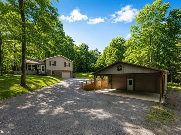 953 Bray School Rd, Oakland, MD 21550