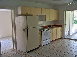 2nd image of 8305 Dominguin St