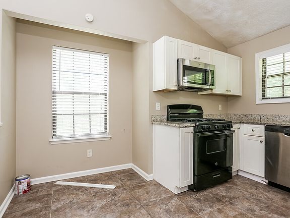 4th image of 900 Turtle Bend Ln