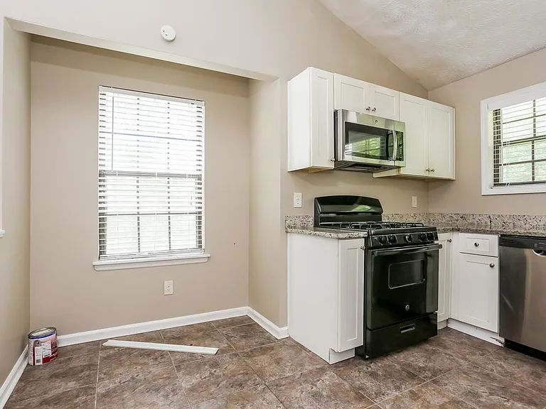 900 Turtle Bend Ln — Photo 6