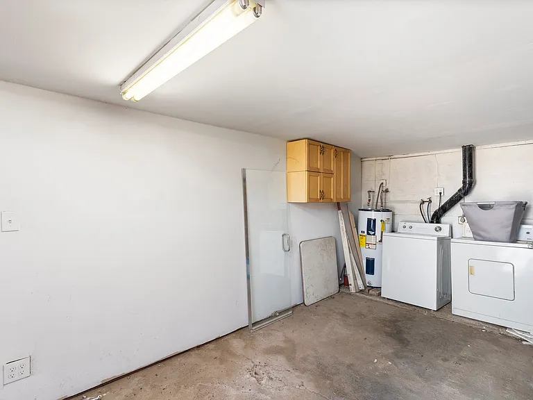 2338 N 12th St — Photo 11