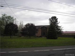 9245 March Rd, Akron, NY 14001