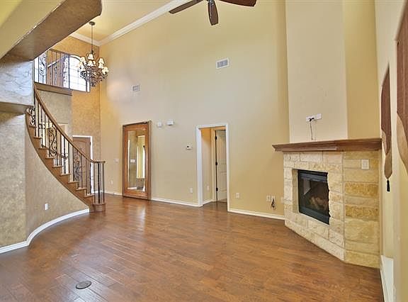3rd image of 6390 Huntington Pl