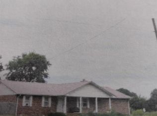 11123 Wickliffe Rd, La Center, KY 42056