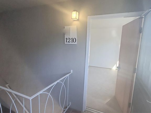 2nd image of 1210 Hoover St