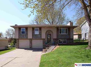 2607 Geri Dr, Bellevue, NE 68147