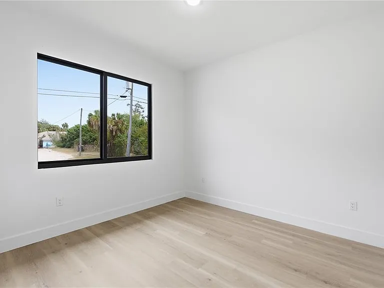 3537 Enid Ln — Photo 26