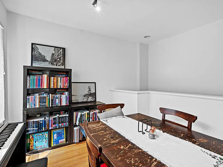 Newgard Arthur Apartments — Photo 18