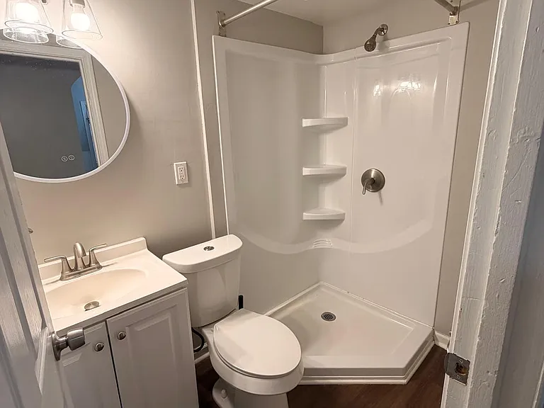 2905 Elm St — Photo 9