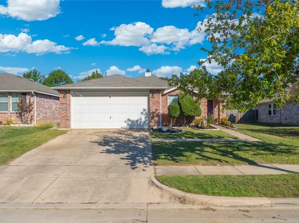 3521 Clydesdale Dr, Denton, TX 76210