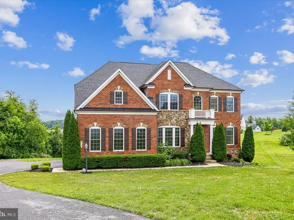 555 Parkland Rd, Eldersburg, MD 21784