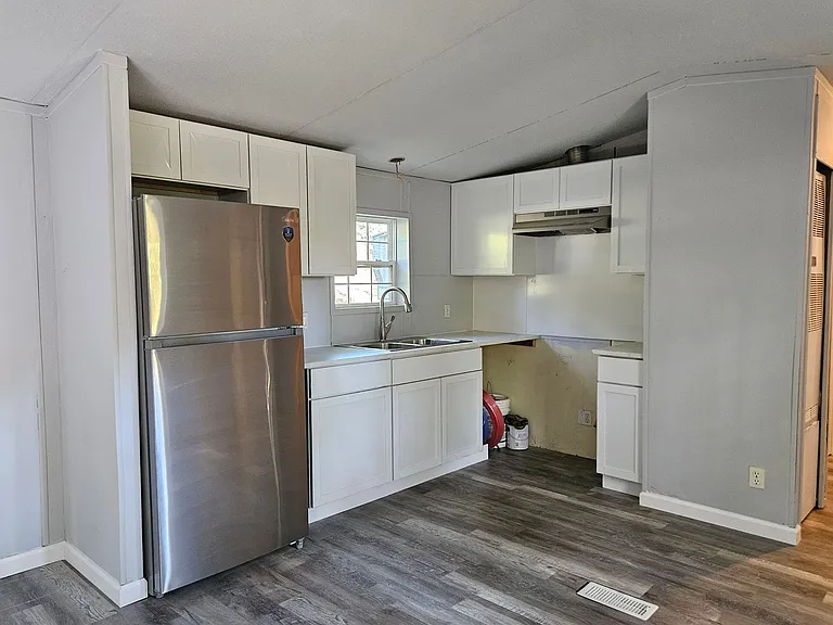 91 Pine Air Ct — Photo 12