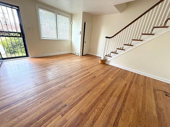 4th image of 639 Adams Ave